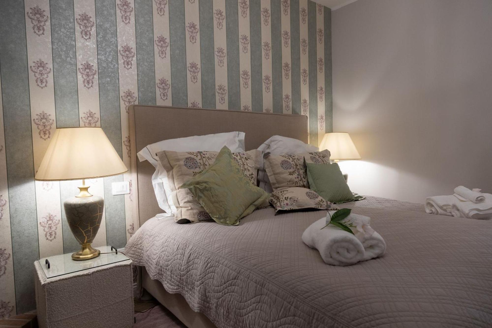 La Pastorella Boutique Hotel Maierà الغرفة الصورة