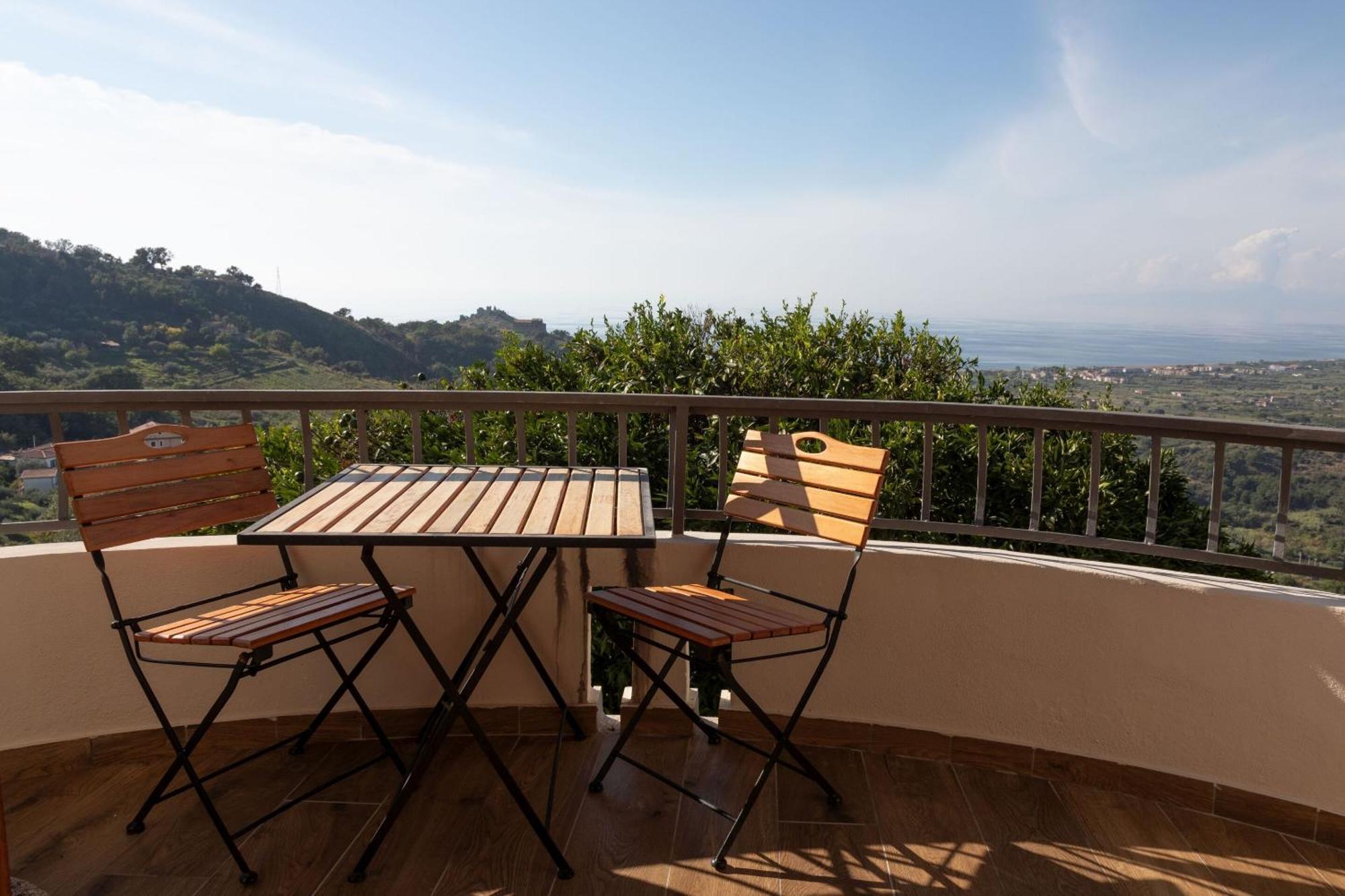 La Pastorella Boutique Hotel Maierà الغرفة الصورة