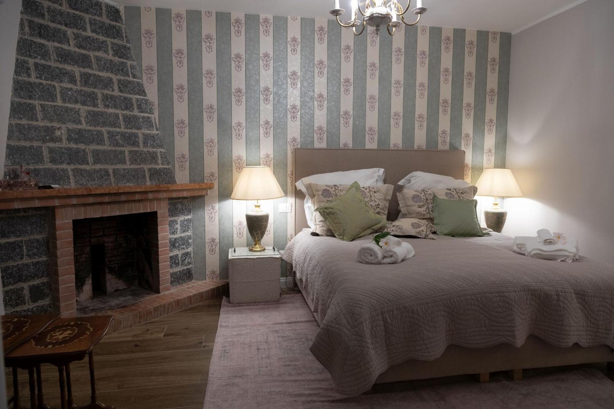 La Pastorella Boutique Hotel Maierà الغرفة الصورة